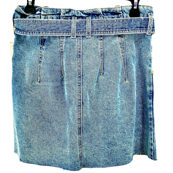 Free People East of Eden Medium Wash Denim Belted Mini Skirt Sizes 26 & 25 NWT - Picture 5 of 13